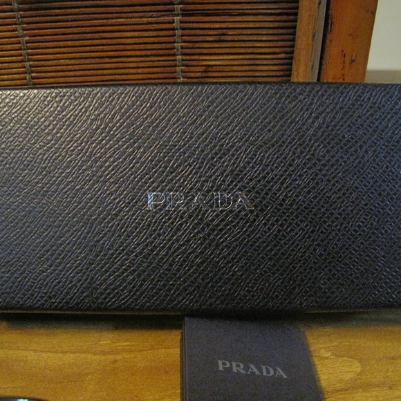 PRADA Sunglasses SPR541 Authentic EUC - Picture 14 of 16